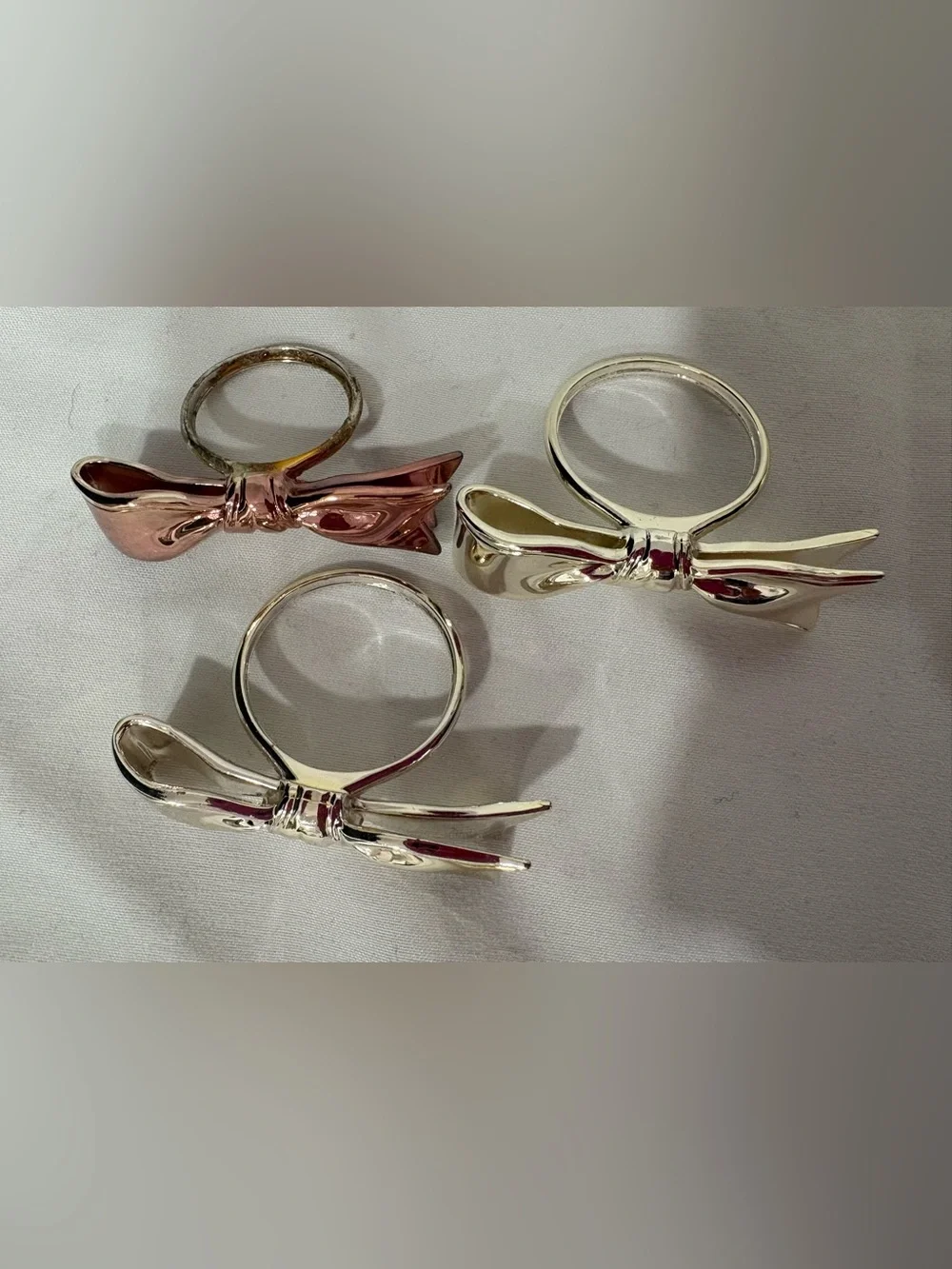 3 pc Bow Metal Napkin Rings Glossy Silver & Pink Solid